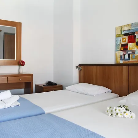 Marialena Hotel 2*