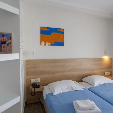 Marialena 2* フロギタ