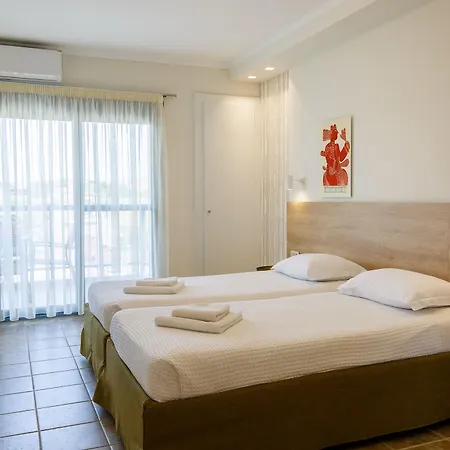 ホテル Marialena 2*